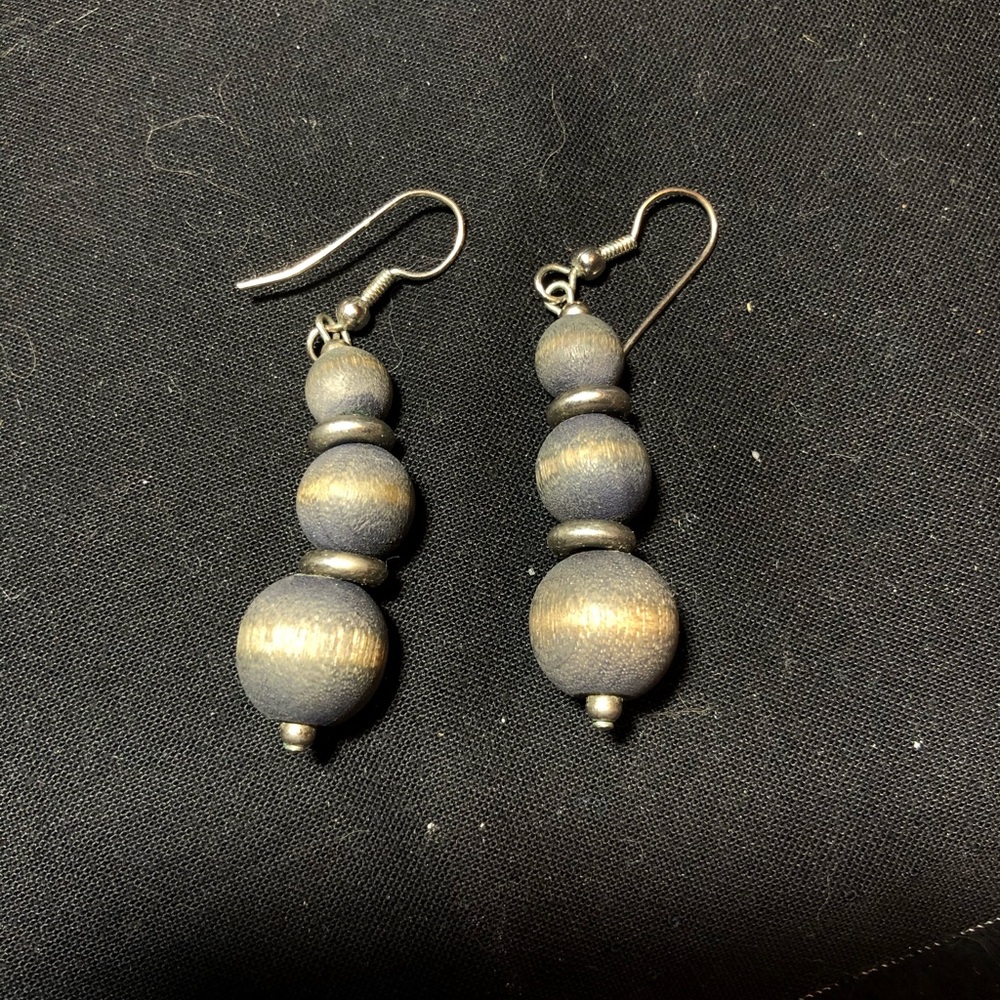 Bead earrings